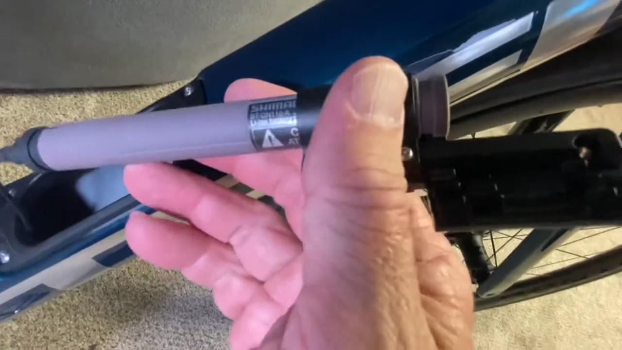 Shimano Di2 Charging Instructions How To Charge Di2 Battery Dave's